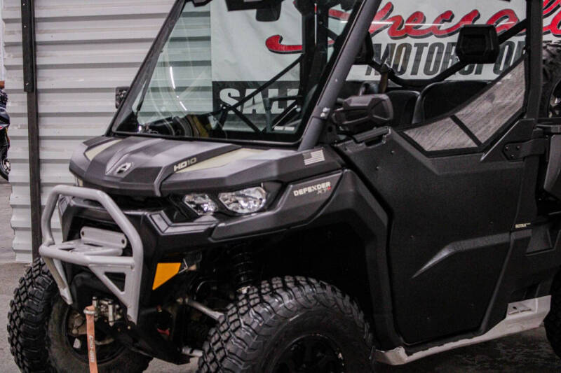 2020 Can-Am Defender XT HD10