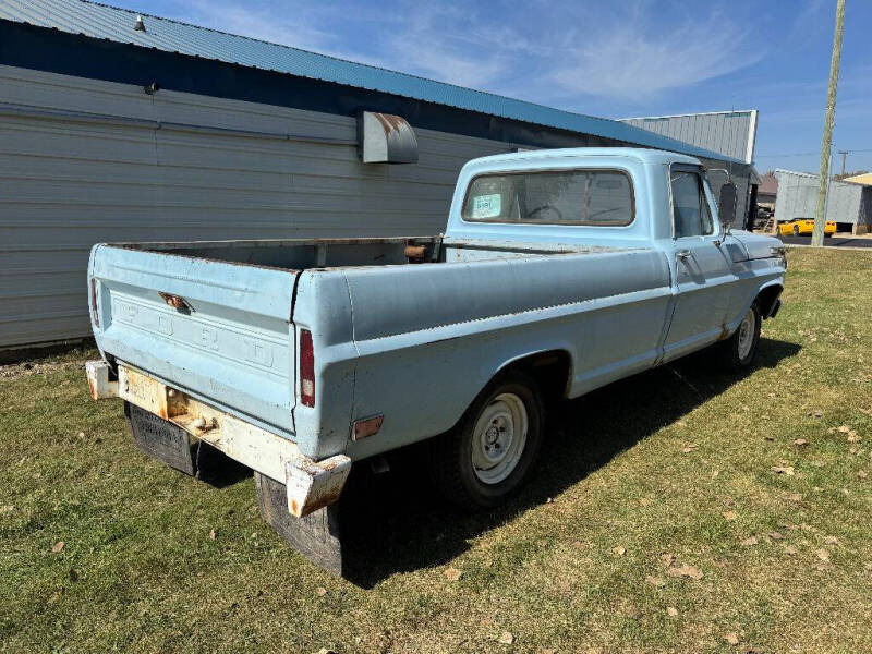 1969 Ford F-100