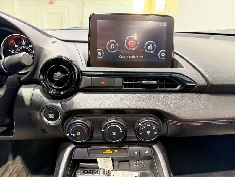 2018 Mazda MX-5 Miata Club