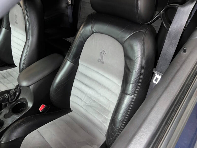 2001 Ford Mustang SVT Cobra