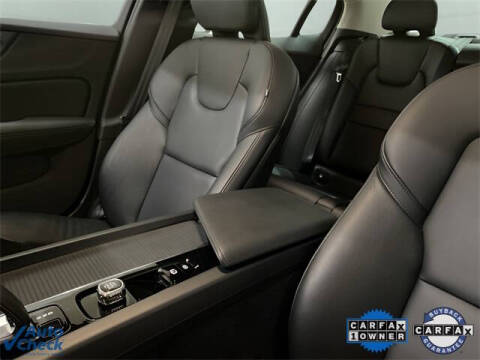 2025 Volvo S60 B5 Core