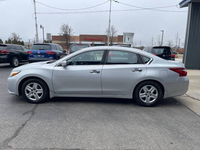 2017 Nissan Altima 2.5 SV