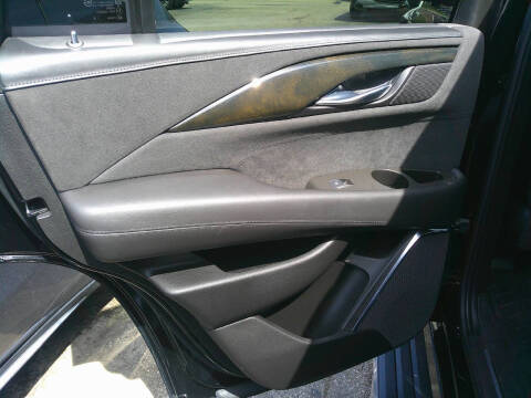 2016 Cadillac Escalade Platinum