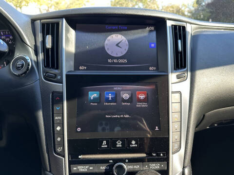 2015 Infiniti Q50 Premium