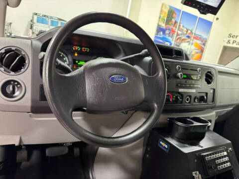 2012 Ford E-Series E-350 SD