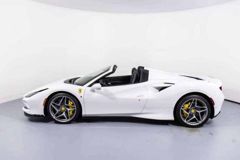 2022 Ferrari F8 Spider