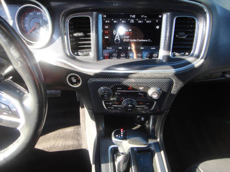 2018 Dodge Charger SXT Plus