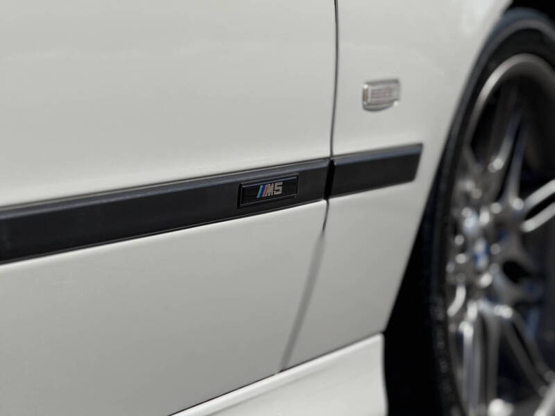 2003 BMW M5