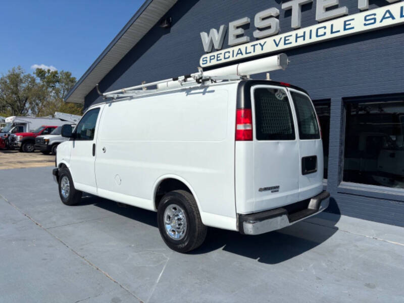 2014 Chevrolet Express 2500 Cargo Van