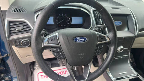 2020 Ford Edge Titanium