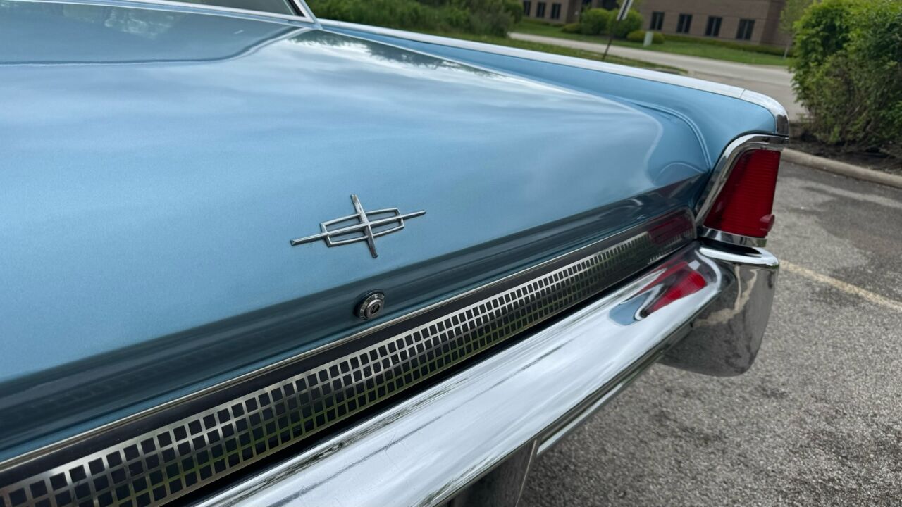 1964 Lincoln Continental 11