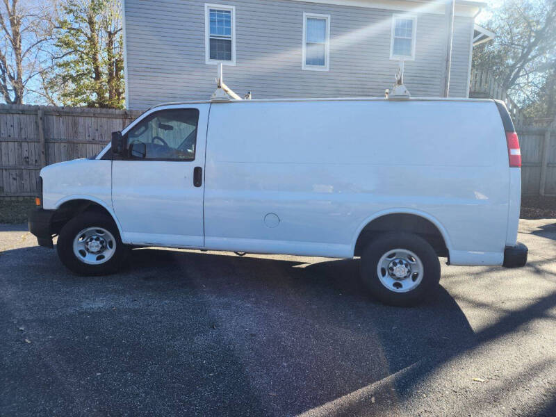 2017 Chevrolet Express for sale at Samson Motorcars inc in Bowling Green VA