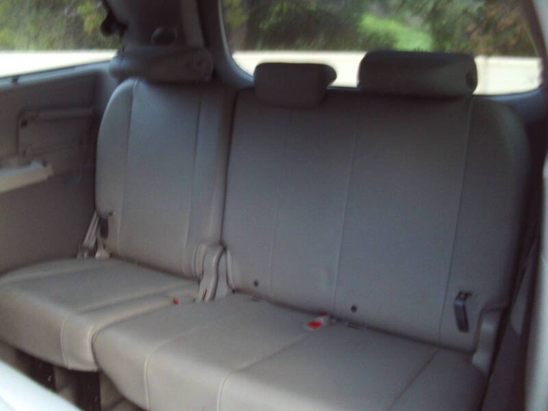 2012 Toyota Sienna XLE 8-Passenger