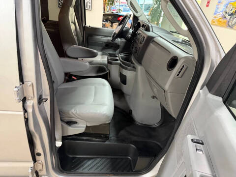 2014 Ford E-Series E-250