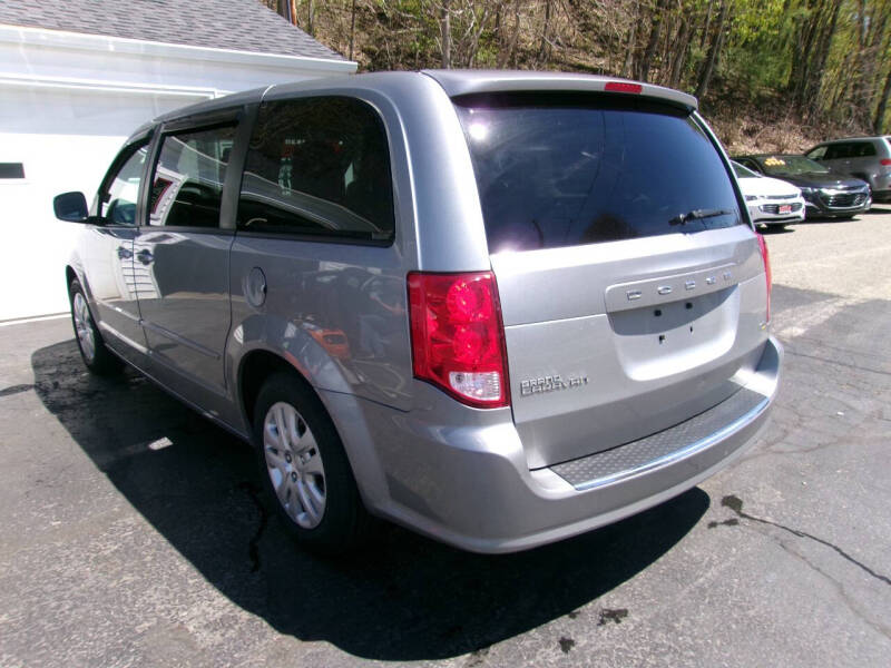 2017 Dodge Grand Caravan SE