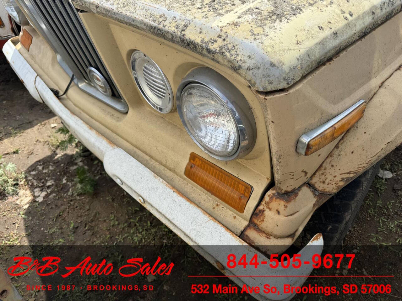 1977 Jeep J-10 49