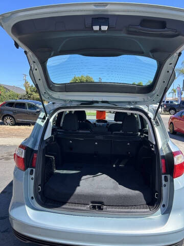 2013 Ford C-MAX Hybrid SE