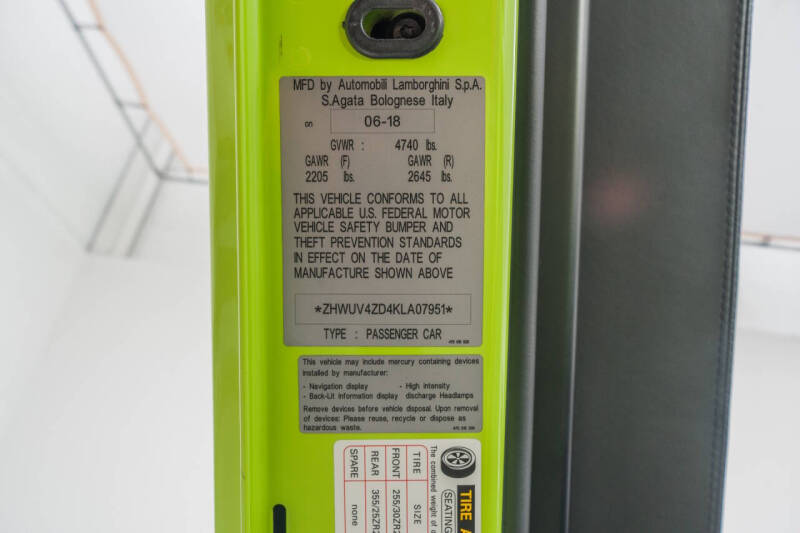 2019 Lamborghini Aventador LP 740-4 S
