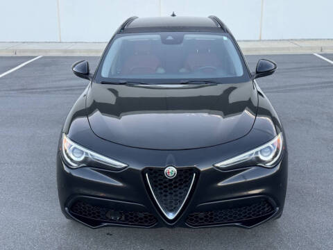 2018 Alfa Romeo Stelvio Sport