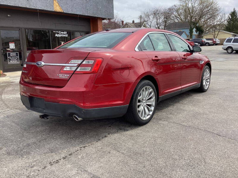 2017 Ford Taurus Limited