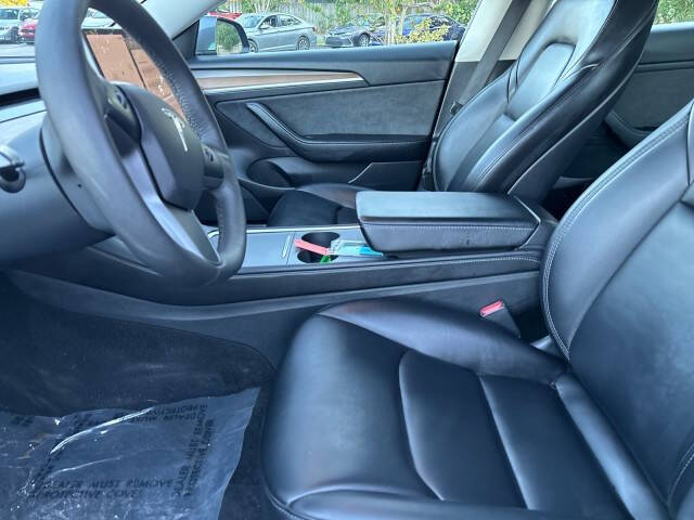 2021 Tesla Model 3 Standard Range Plus