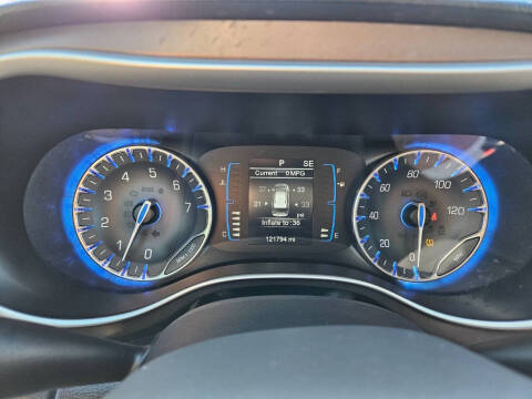 2017 Chrysler Pacifica Touring-L