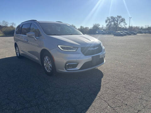 2022 Chrysler Pacifica for sale at Lasco of Waterford in Waterford MI