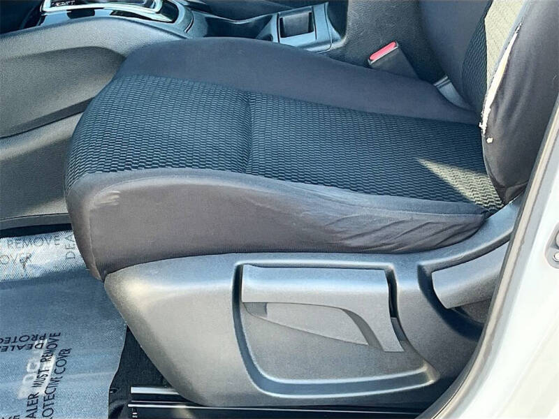 2017 Nissan Rogue Sport S