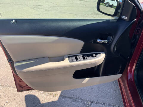 2013 Chrysler 200 Limited