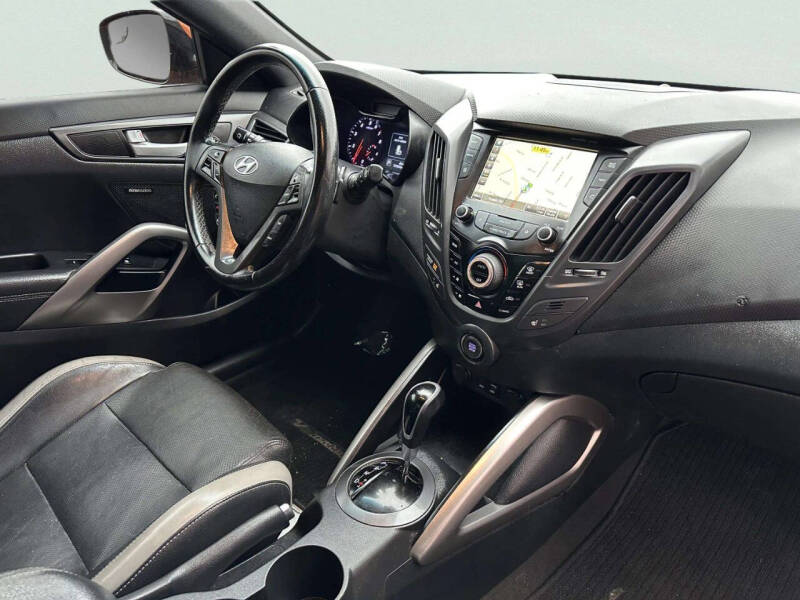 2016 Hyundai Veloster Turbo