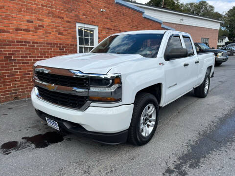 2017 Chevrolet Silverado 1500 for sale at SETTLE'S CARS & TRUCKS in Flint Hill VA