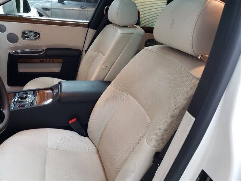 2013 Rolls-Royce Ghost 12