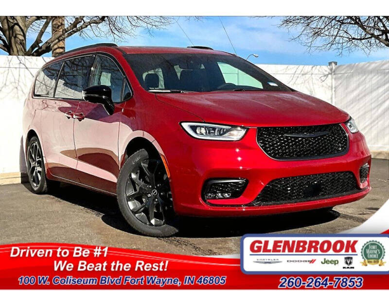 2025 Chrysler Pacifica for sale at Glenbrook Dodge Chrysler Jeep Ram and Fiat in Fort Wayne IN