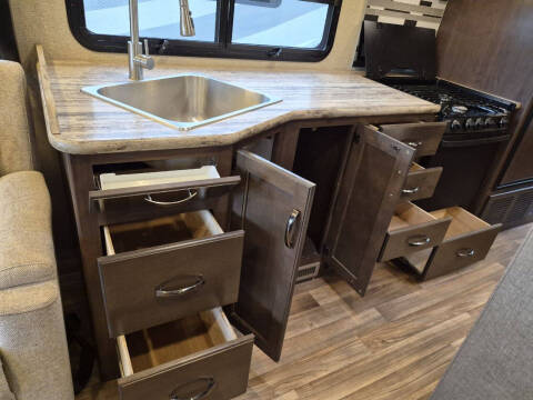 2019 Thor Motor Coach Ace 33.1