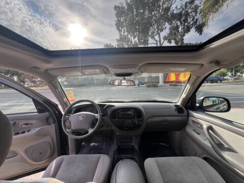 2007 Toyota Sequoia SR5