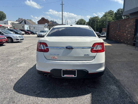 2012 Ford Taurus SEL