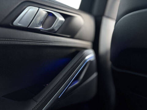 2022 BMW X6 xDrive40i