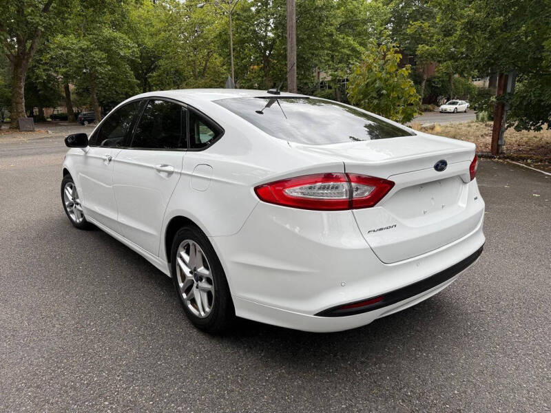 2013 Ford Fusion SE