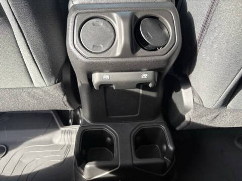 2025 Jeep Gladiator Willys