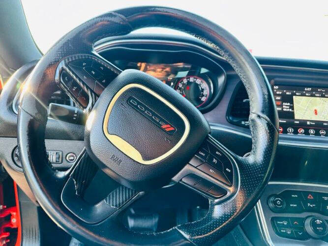 2018 Dodge Challenger SXT Plus