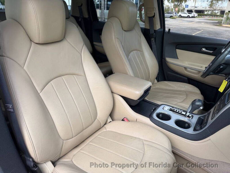 2011 GMC Acadia SLT-2