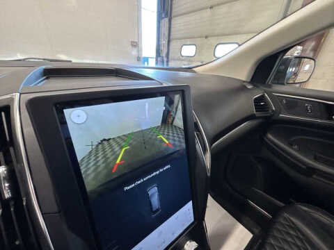 2023 Ford Edge Titanium