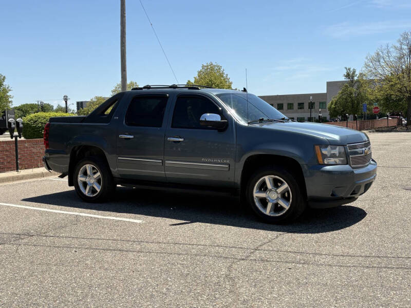 2011 Chevrolet Avalanche LT