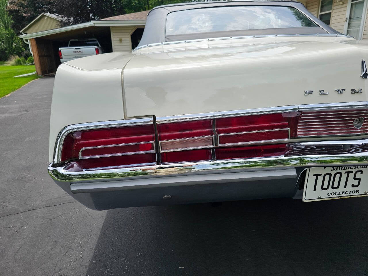 1967 Plymouth Sport Fury 215