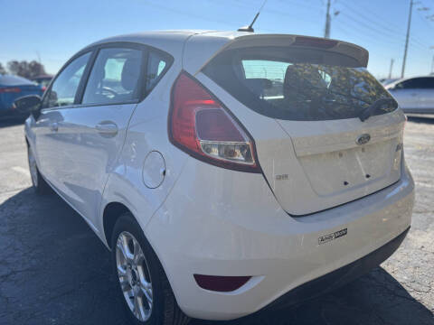 2015 Ford Fiesta SE