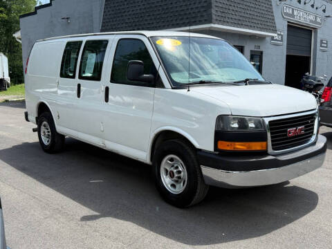 2015 GMC Savana
