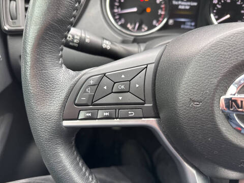 2017 Nissan Rogue SL