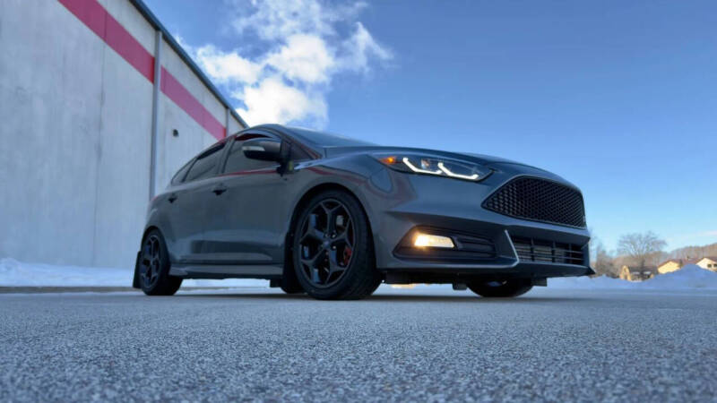 2017 Ford Focus ST
