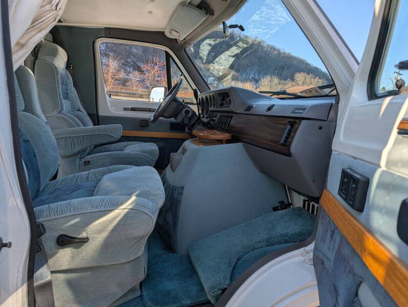 1996 Dodge Ram Van 3500