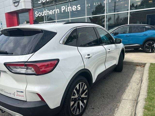 2020 Ford Escape SEL